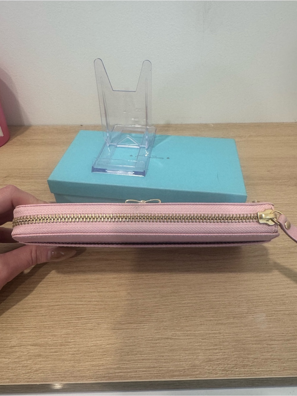 Samantha Thavasa Pink Zip-Around Bow Wallet brand new - Picture 2 of 5